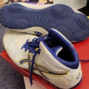 ASICS Snapdown wrestling/ workout shoes